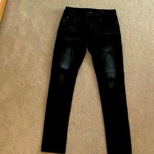 American Eagle black men’s distressed jeans. 33x34